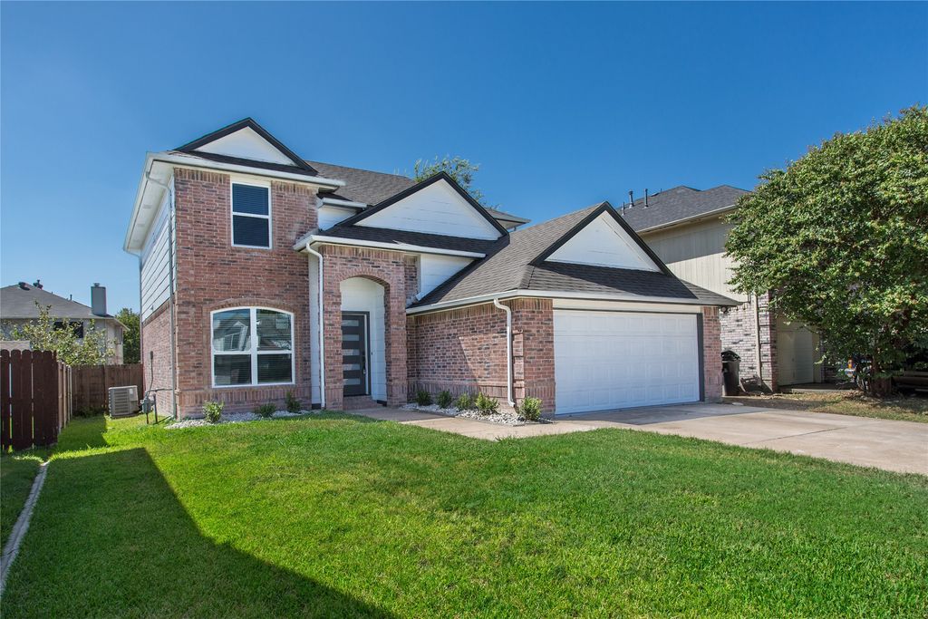 1704 Brookarbor Court, Arlington, TX 76018