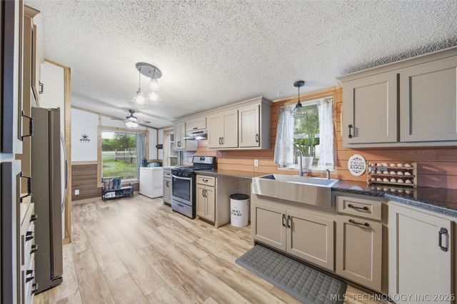 9101 S 4180 Road, Claremore, OK 74017
