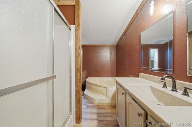 9101 S 4180 Road, Claremore, OK 74017
