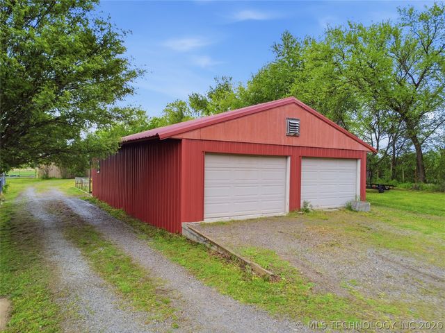 9101 S 4180 Road, Claremore, OK 74017