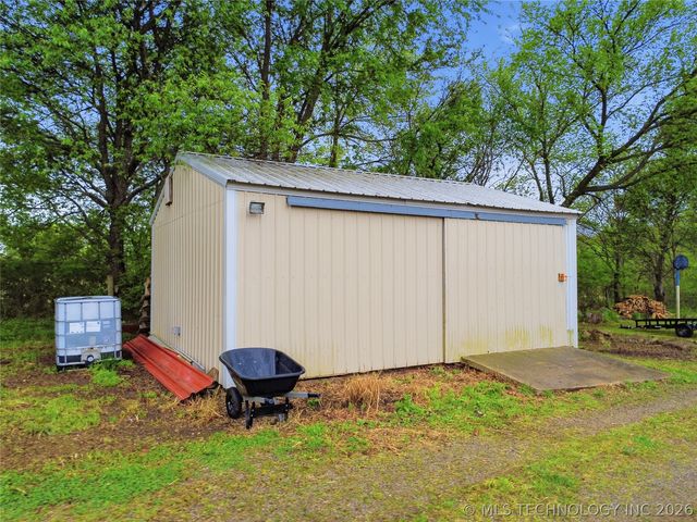 9101 S 4180 Road, Claremore, OK 74017