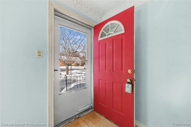 20922 Negaunee Street, Southfield, MI 48033