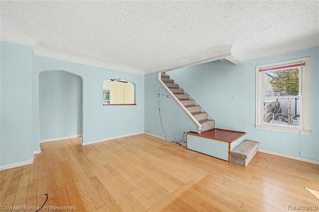 20922 Negaunee Street, Southfield, MI 48033