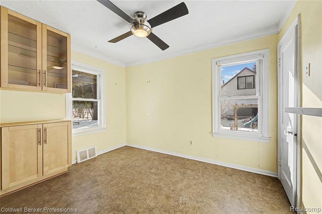 20922 Negaunee Street, Southfield, MI 48033