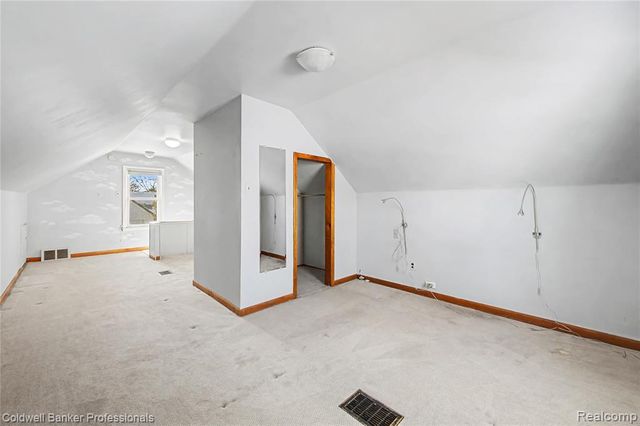 20922 Negaunee Street, Southfield, MI 48033