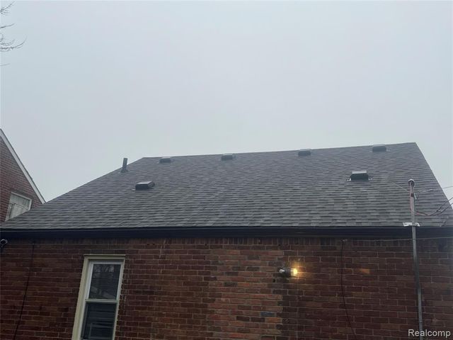 9599 Whitcomb Street, Detroit, MI 48227