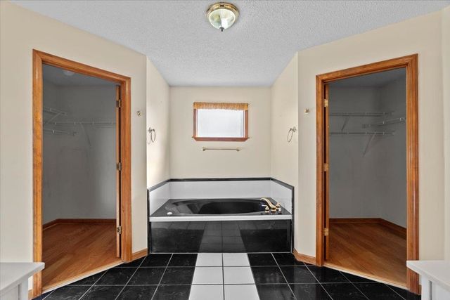 112 TAYLOR LN, Mason, TN 38049