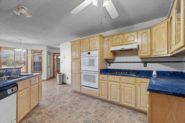 112 TAYLOR LN, Mason, TN 38049