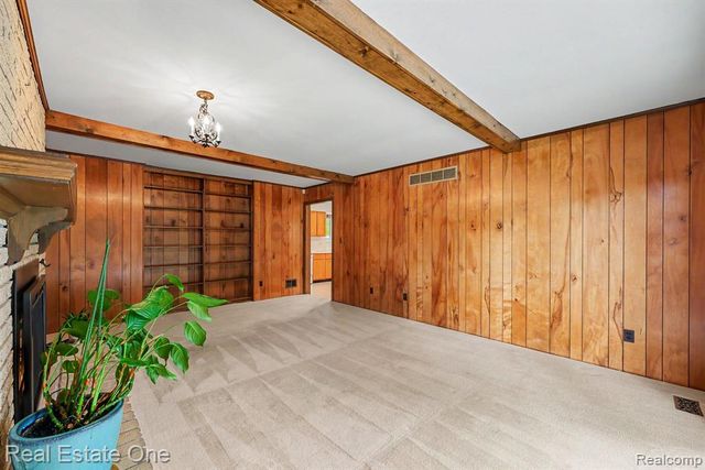 3888 Boulder Drive, Troy, MI 48084