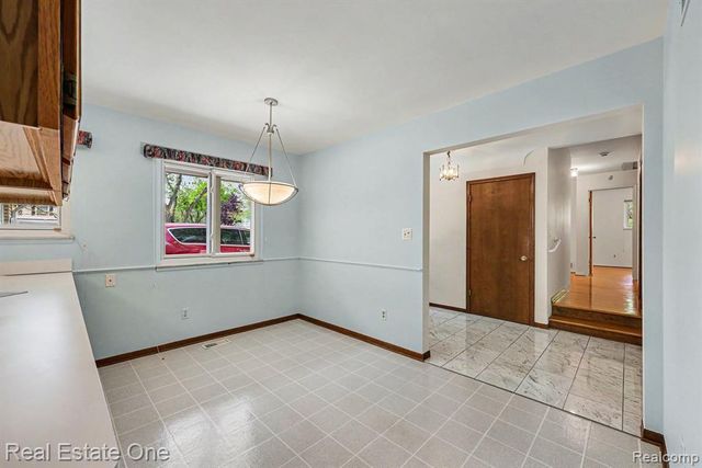 3888 Boulder Drive, Troy, MI 48084