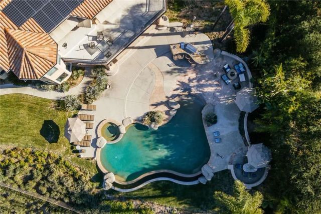 365 Oak Mountain Road, Bradbury, CA 91008