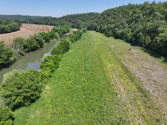 110 Wade Reed Rd, White Bluff, TN 37187