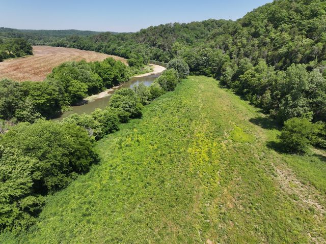 110 Wade Reed Rd, White Bluff, TN 37187