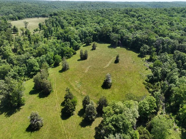110 Wade Reed Rd, White Bluff, TN 37187