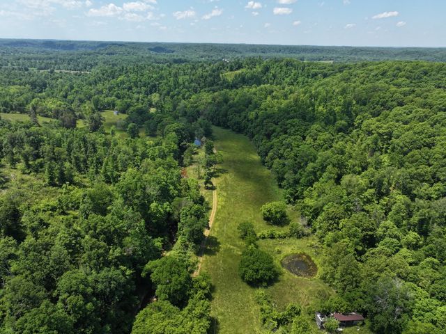 110 Wade Reed Rd, White Bluff, TN 37187