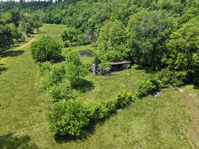 110 Wade Reed Rd, White Bluff, TN 37187