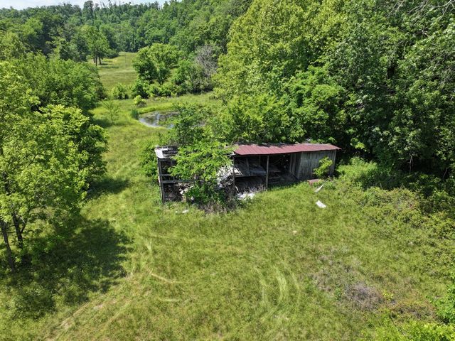 110 Wade Reed Rd, White Bluff, TN 37187