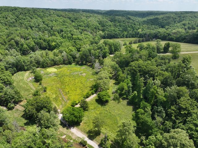 110 Wade Reed Rd, White Bluff, TN 37187