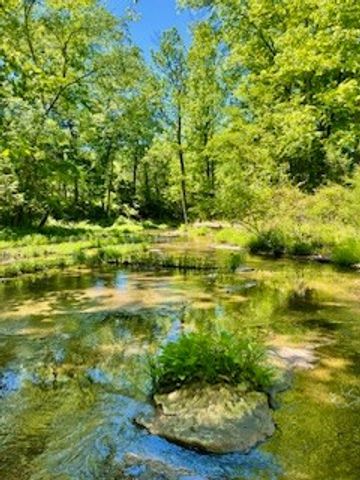 110 Wade Reed Rd, White Bluff, TN 37187