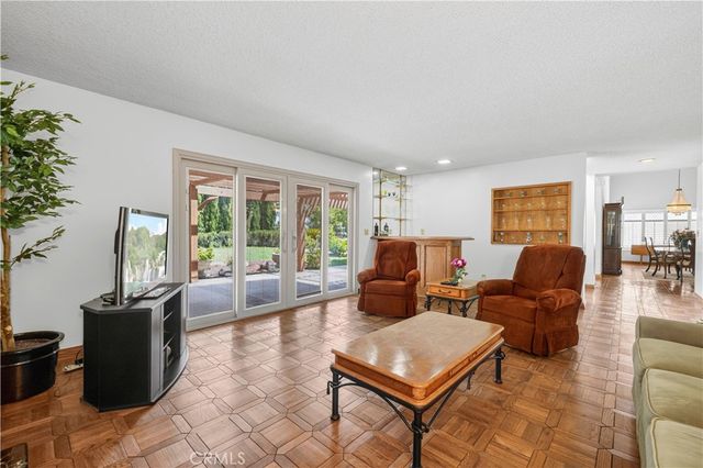 11756 Monte Leon, Porter Ranch, CA 91326
