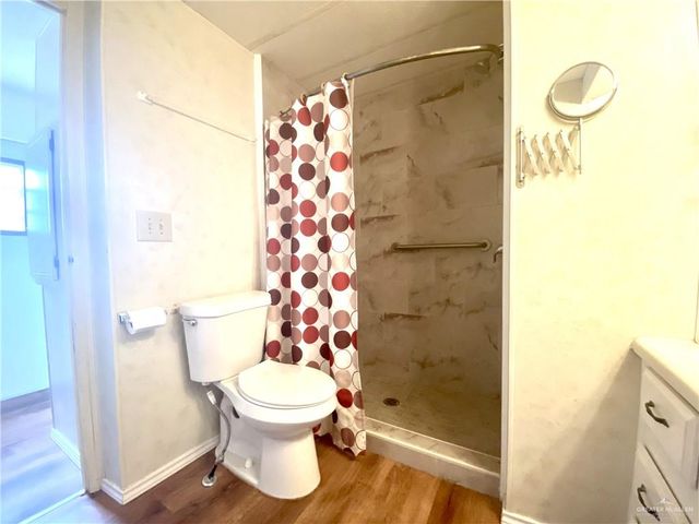 2102 Bracey Street, Mission, TX 78572