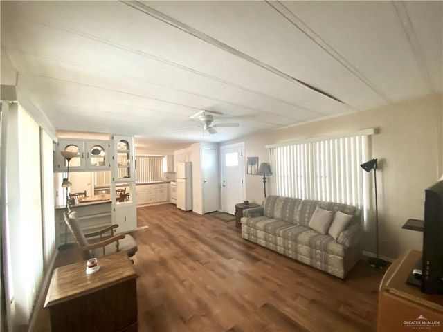 2102 Bracey Street, Mission, TX 78572