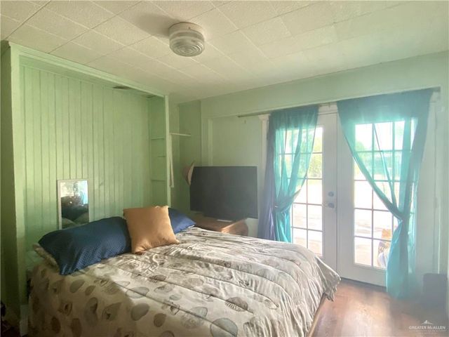 2102 Bracey Street, Mission, TX 78572