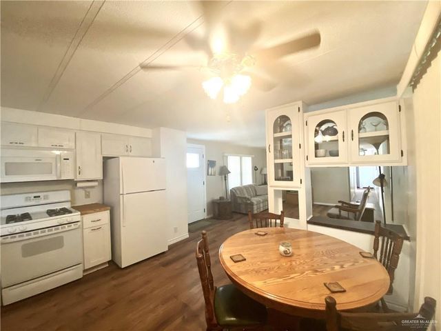 2102 Bracey Street, Mission, TX 78572