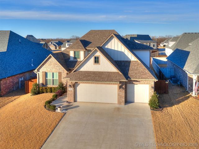 703 E 126th Street S, Jenks, OK 74037