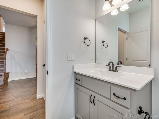 703 E 126th Street S, Jenks, OK 74037