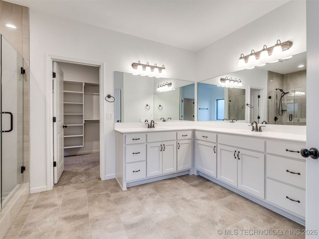 703 E 126th Street S, Jenks, OK 74037