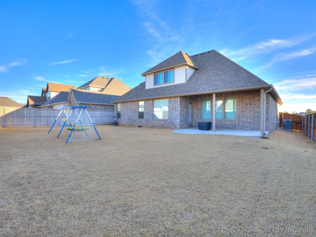 703 E 126th Street S, Jenks, OK 74037