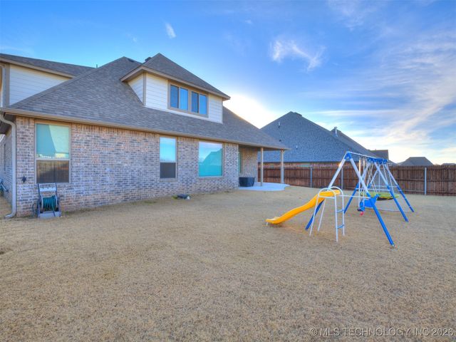 703 E 126th Street S, Jenks, OK 74037