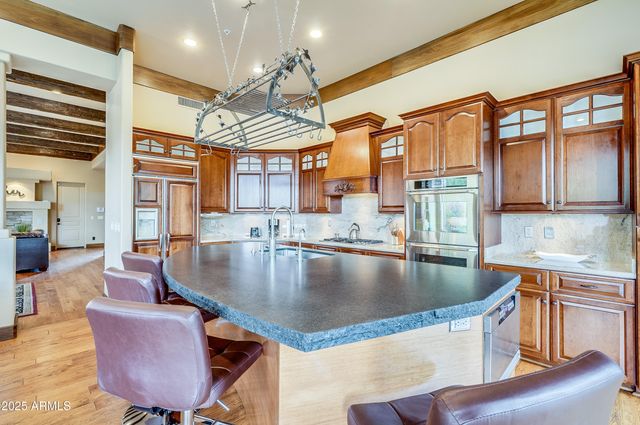 10193 E BAYVIEW Drive, Scottsdale, AZ 85258