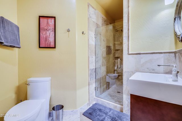 10193 E BAYVIEW Drive, Scottsdale, AZ 85258