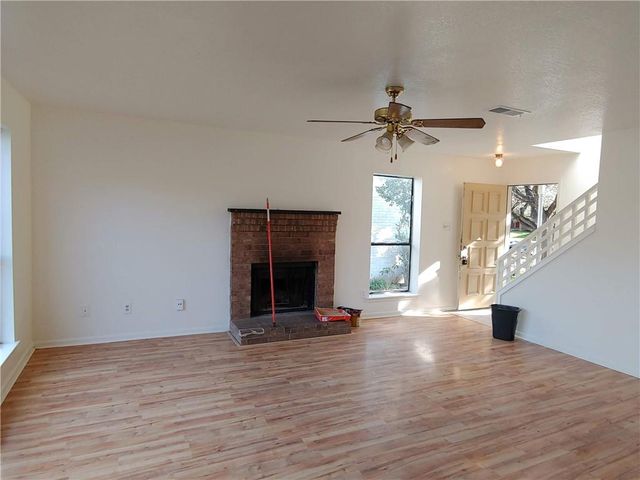 13353 Water Oak LN A, Austin, TX 78729