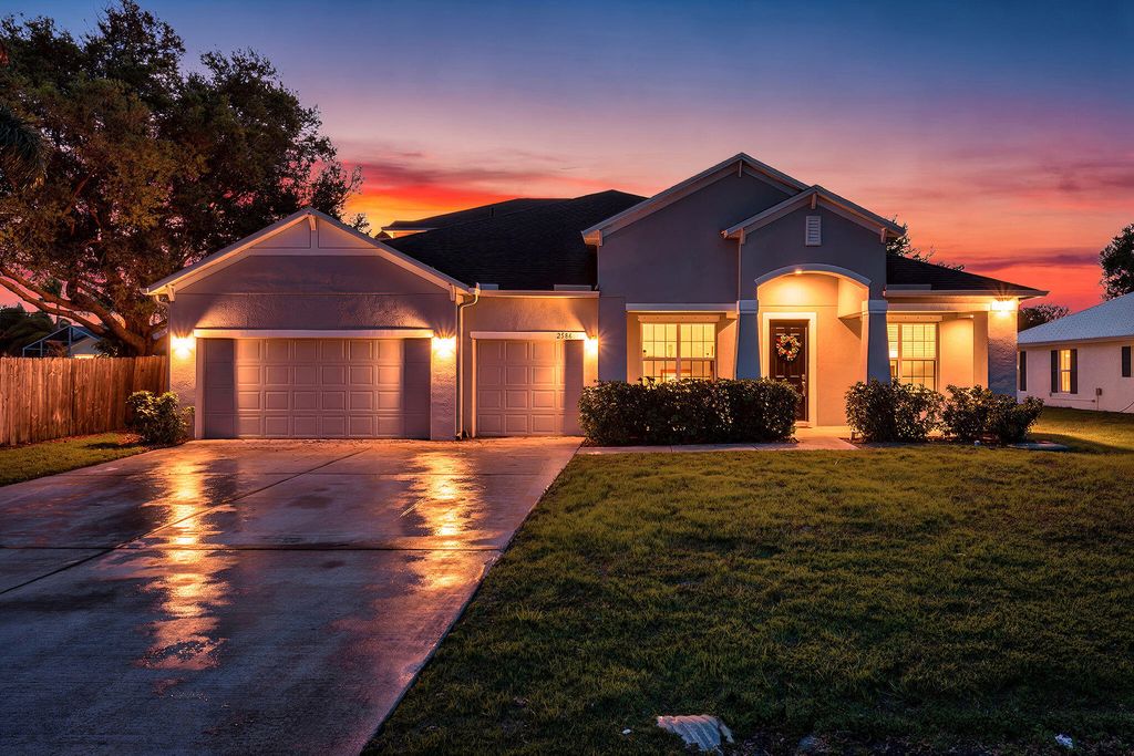 2586 SE Victory Avenue, Port St. Lucie, Port St Lucie, FL 34952