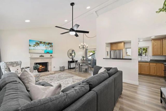 12627 Paseo Del Verano 61, San Diego, CA 92128