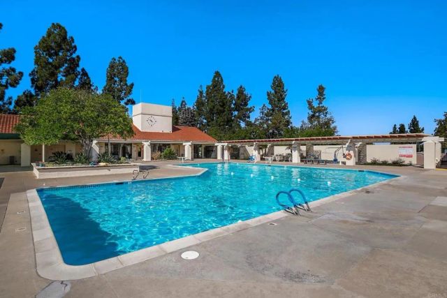 12627 Paseo Del Verano 61, San Diego, CA 92128