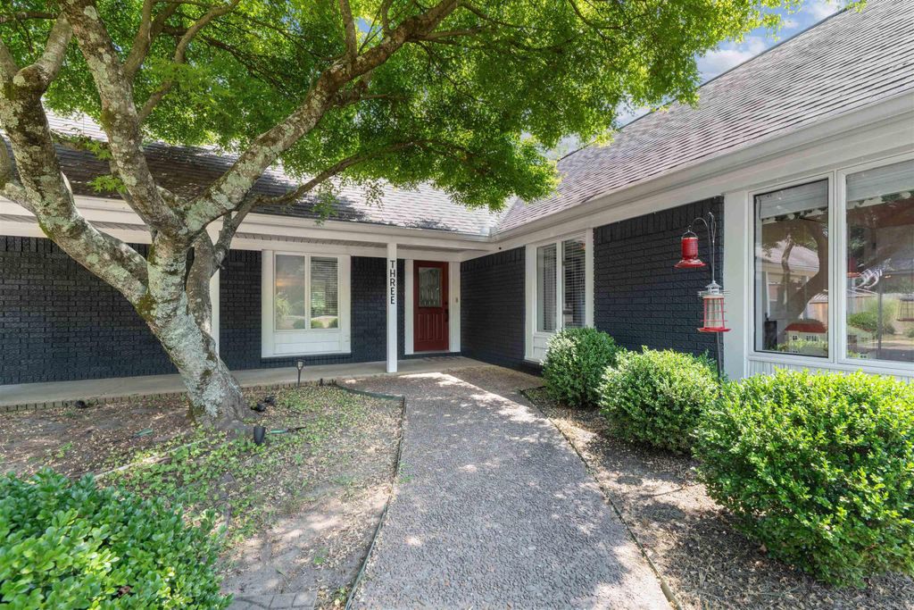 3 Water Way Dr, Heber Springs, AR 72543