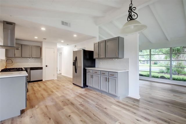 1906 Morrow ST, Austin, TX 78757