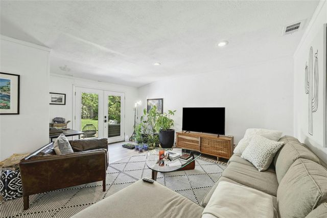 1906 Morrow ST, Austin, TX 78757