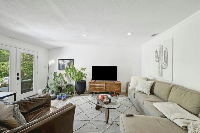 1906 Morrow ST, Austin, TX 78757