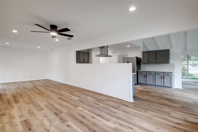 1906 Morrow ST, Austin, TX 78757