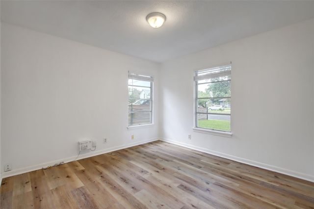 1906 Morrow ST, Austin, TX 78757