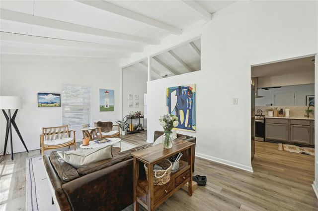 1906 Morrow ST, Austin, TX 78757