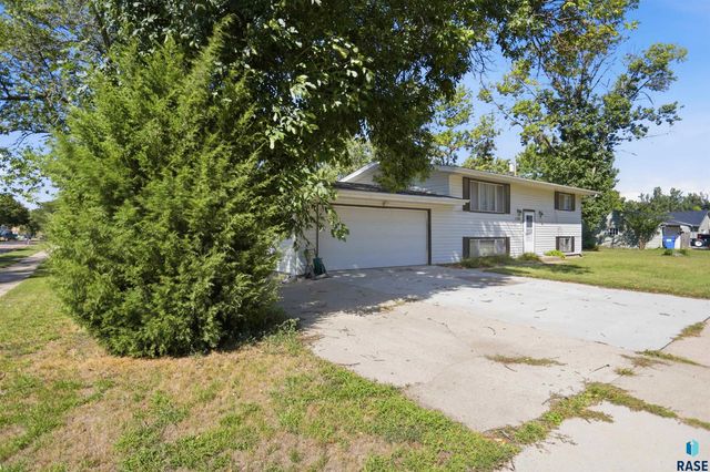 1201 N Hudson Ave Avenue, Sioux Falls, SD 57104
