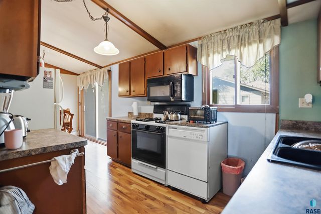 1201 N Hudson Ave Avenue, Sioux Falls, SD 57104