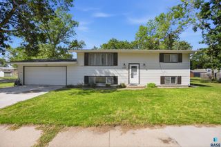 1201 N Hudson Ave Avenue, Sioux Falls, SD 57104