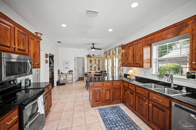 9263 Wind Clan Trl, Daphne, AL 36526